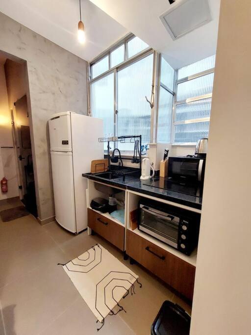 Modern In Perfect Location! *